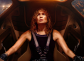 詹妮弗·洛佩茲（Jennifer Lopez）在即將上映的科幻電影的預告片中追逐殺手機器人Atlas 